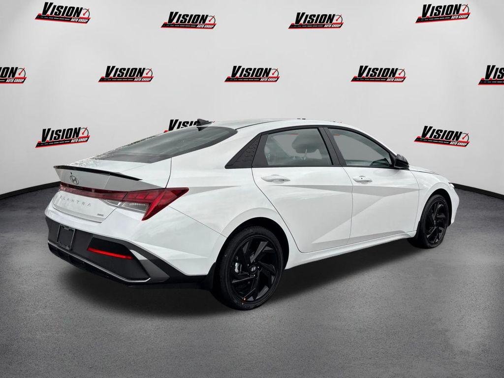 New 2026 White Hyundai SEL Sport image 5