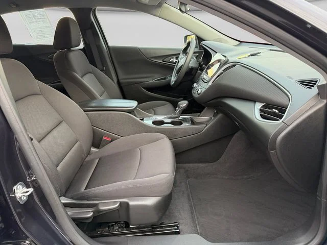 2023 Chevrolet Malibu 1LT - Photo 14