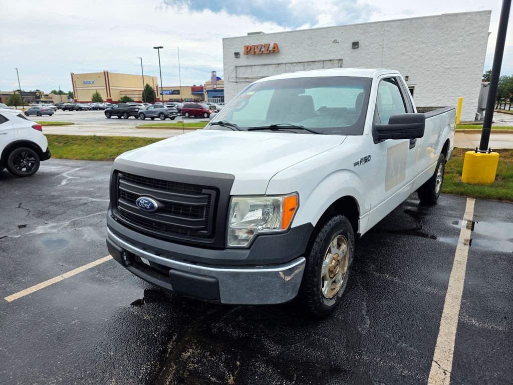 Used 2013 Oxford White Ford XL image 2