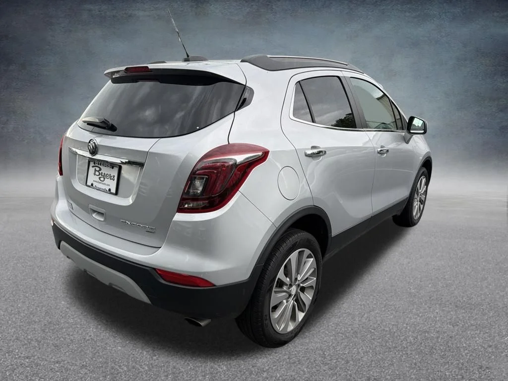 Used 2020 Silver Buick Preferred image 4