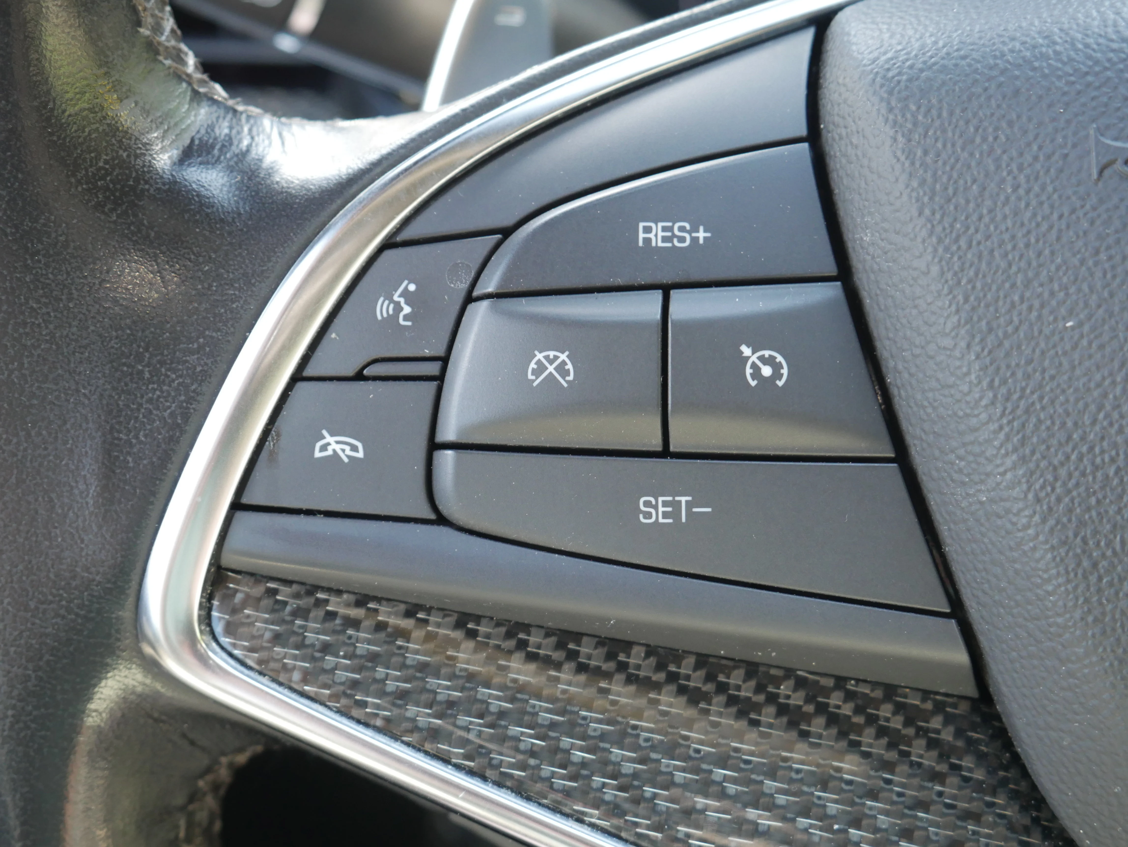 Used 2022 Rosewood Metallic Cadillac Sport image 24