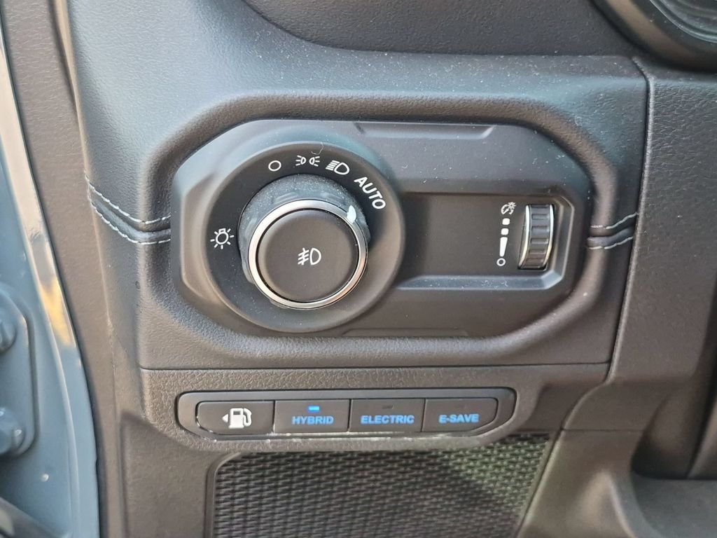 Used 2024 Gray Jeep Sahara 4xe image 10