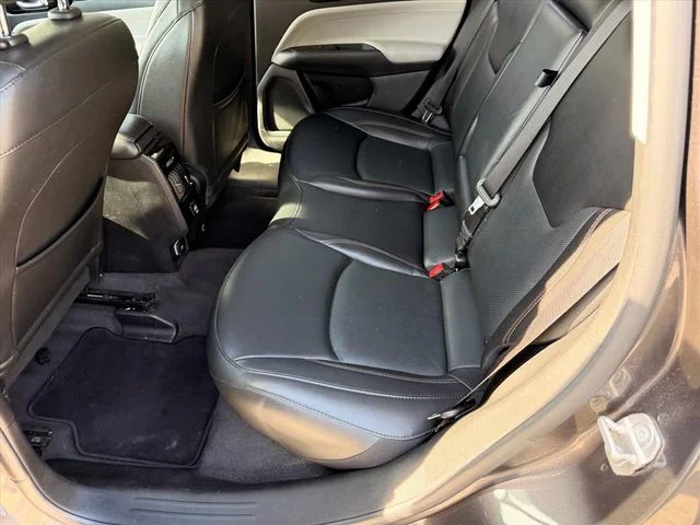 Used 2022 Gray Jeep Limited image 14