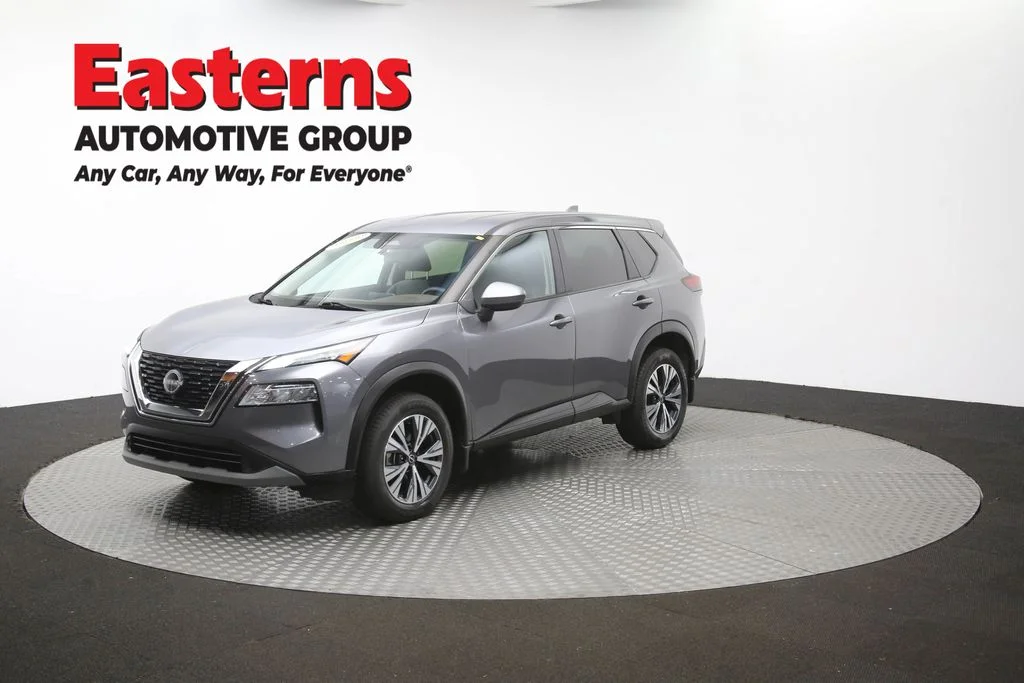 Used 2023 Gray Nissan SV image 54