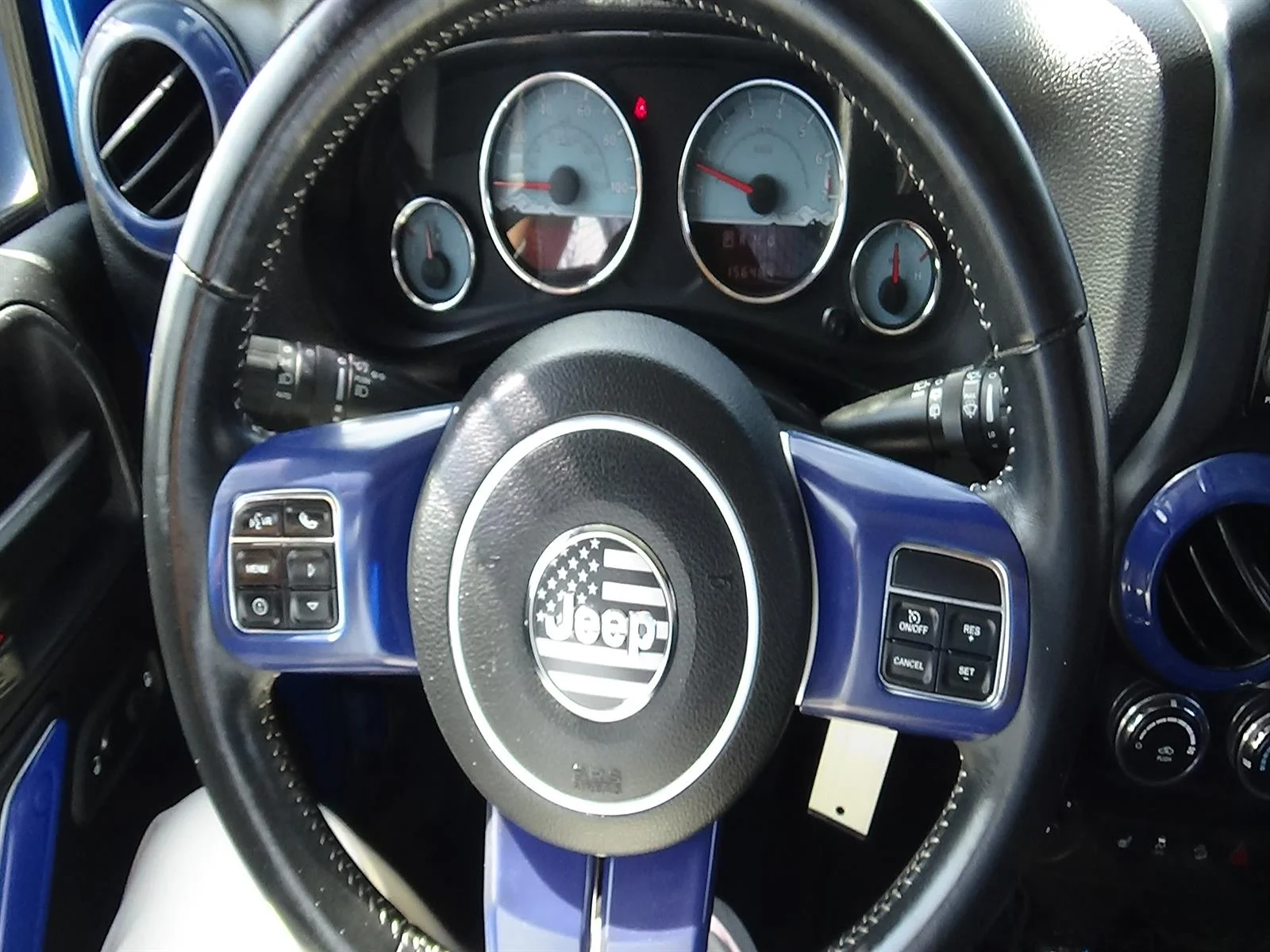 Used 2014 Hydro Blue Pearl Coat Jeep Polar Edition image 14