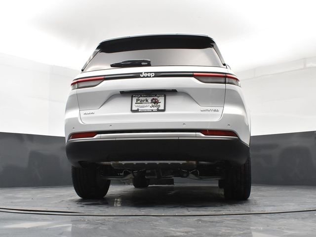 New 2026 Bright White Clear-Coat Exterior Paint Jeep Limited image 23