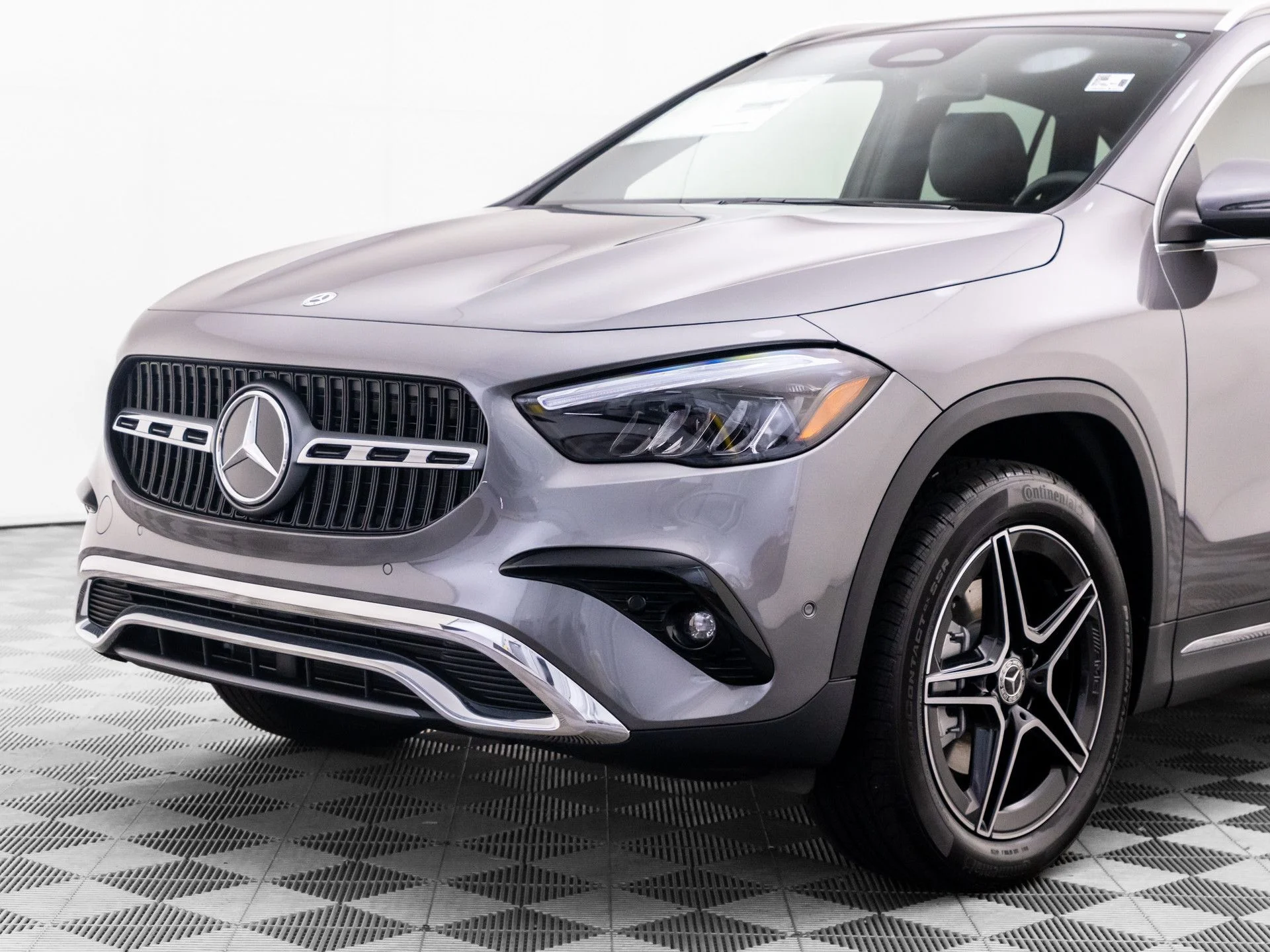 New 2026 Gray Mercedes-Benz GLA 250 image 41