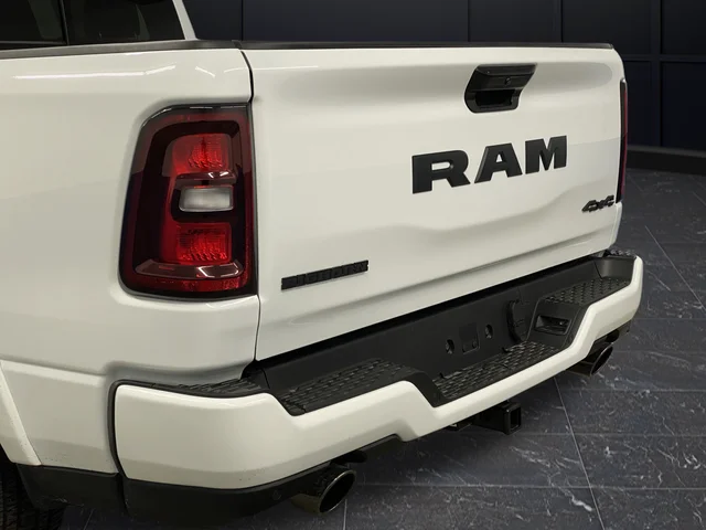 New 2026 Bright White Clear-Coat Exterior Paint RAM Big Horn/Lone Star image 38