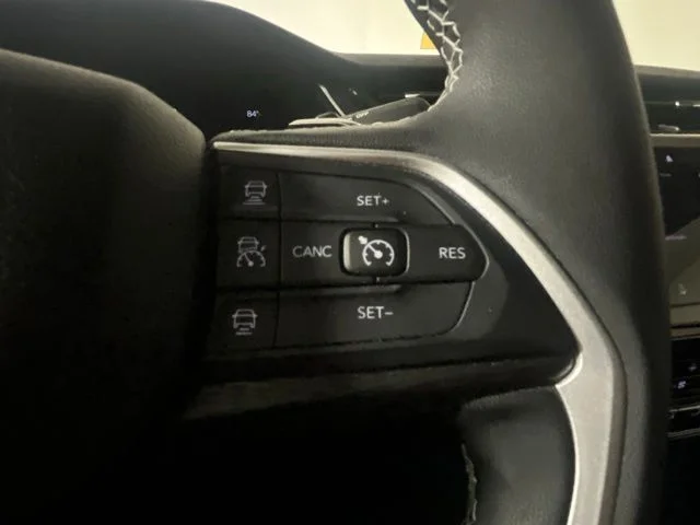 Used 2024 Bright White Clearcoat Jeep Altitude X image 17