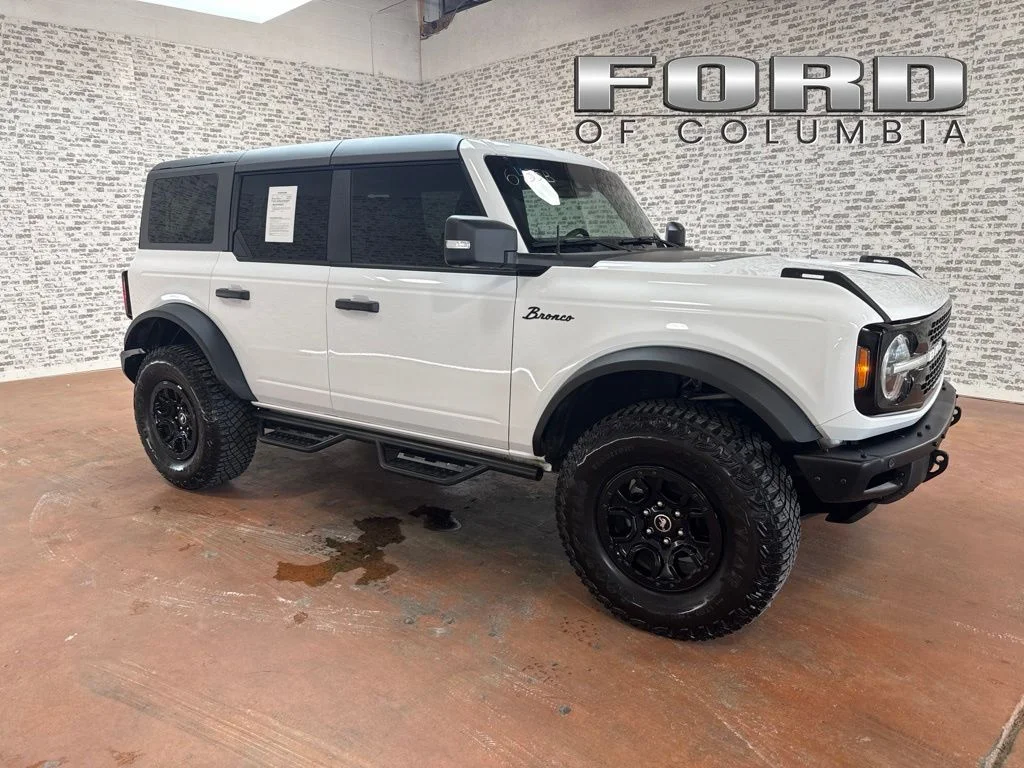 Used 2024 White Ford Wildtrak image 1