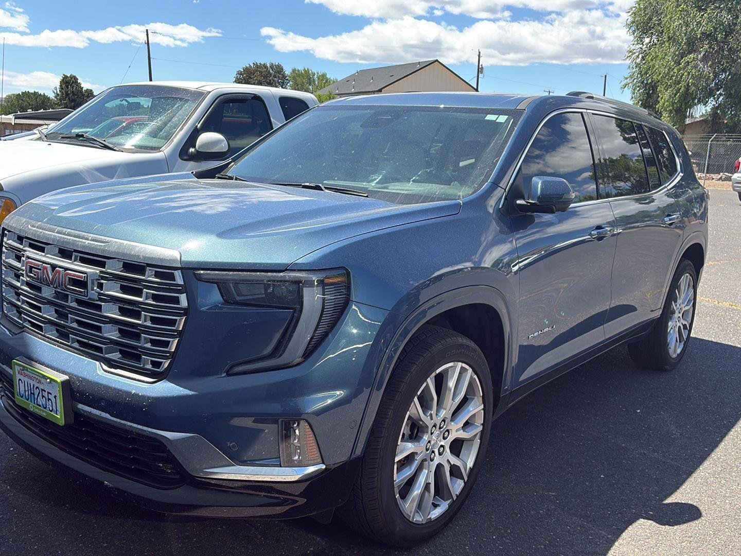 2025 GMC Acadia Denali AWD's photo