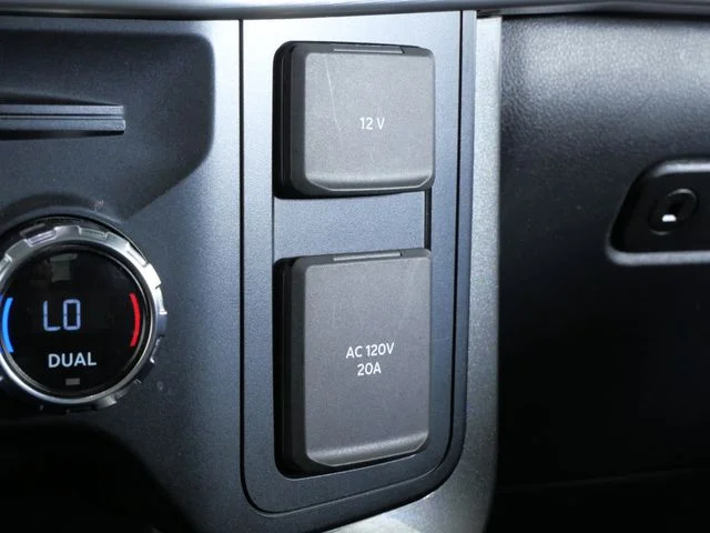 Certified Used 2021 Black Ford Lariat image 27