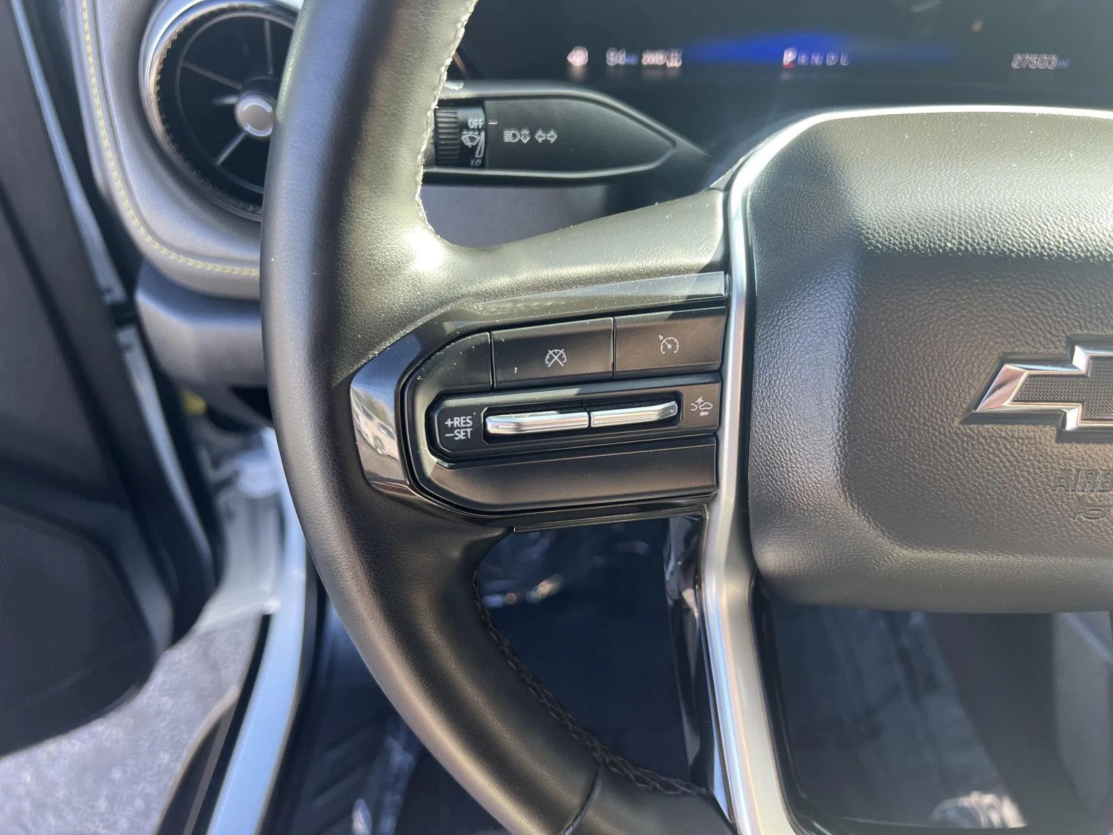 2024 Chevrolet Colorado ZR2 - Photo 25