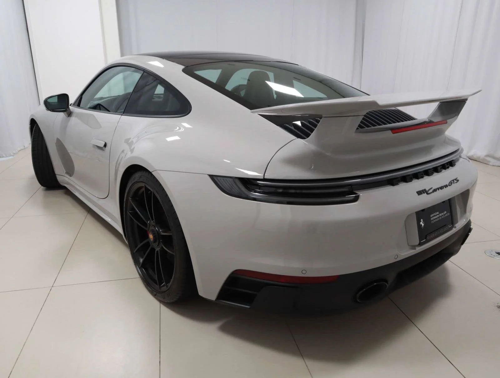 Used 2023 Chalk Porsche Carrera S image 3