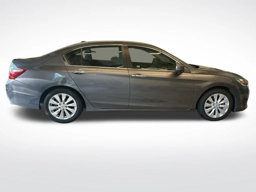 Used 2015 Gray Honda EX-L image 6