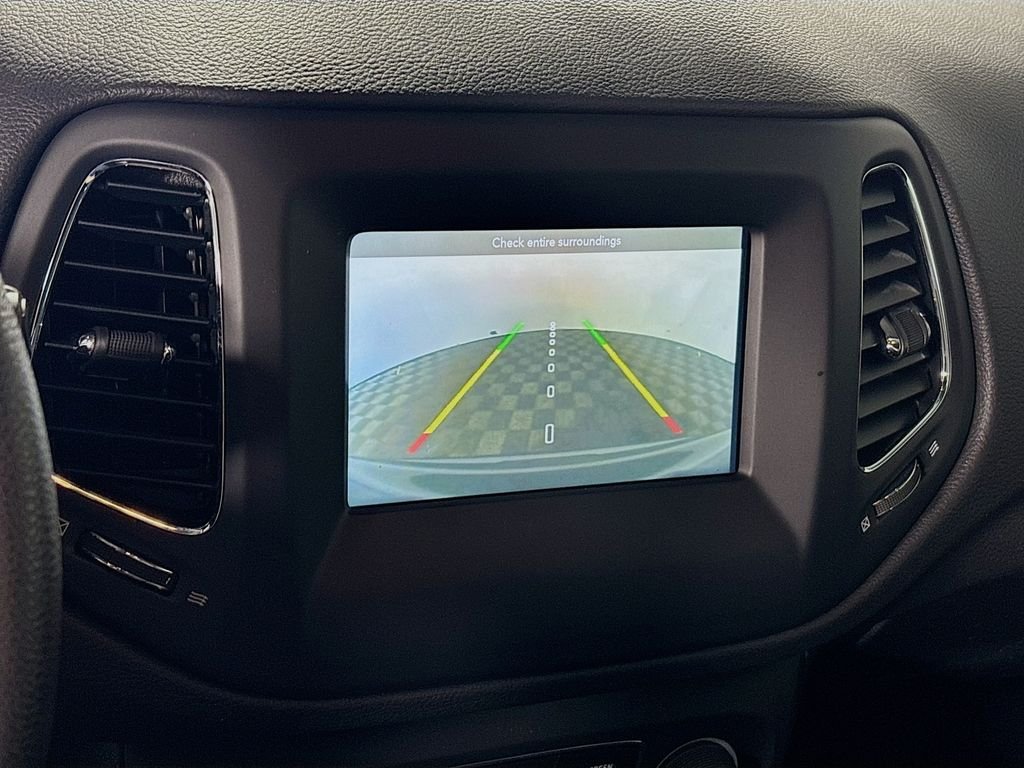 Used 2019 Olive Green Jeep Sport image 16
