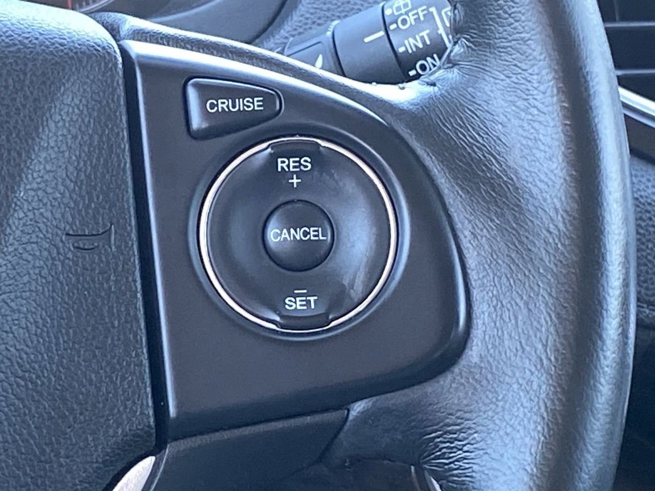 Used 2016 Gray Honda EX-L image 25