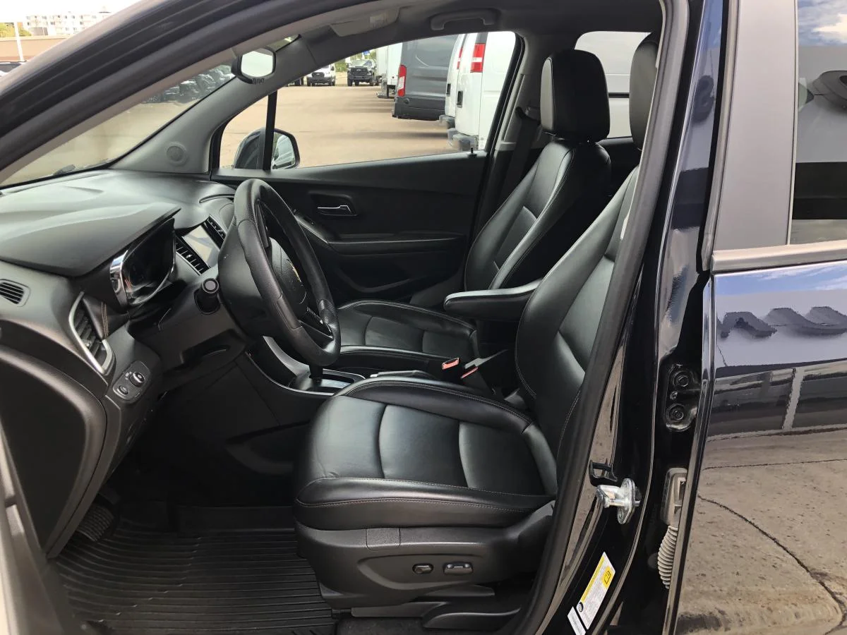 Used 2022 Blue Chevrolet Awd 4dr Lt image 12