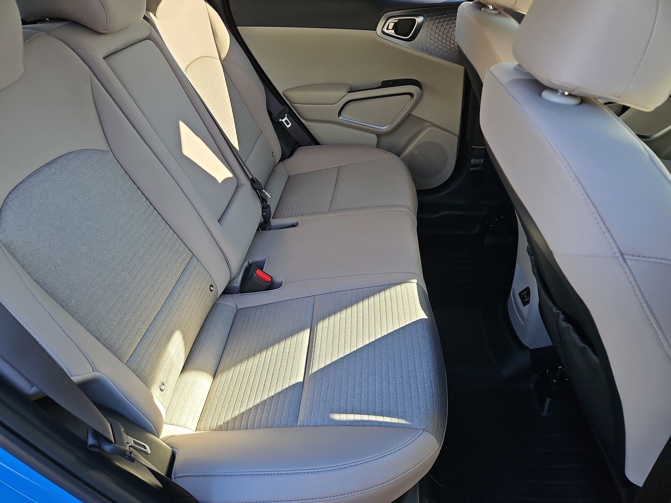 2024 Kia Soul EX - Photo 28