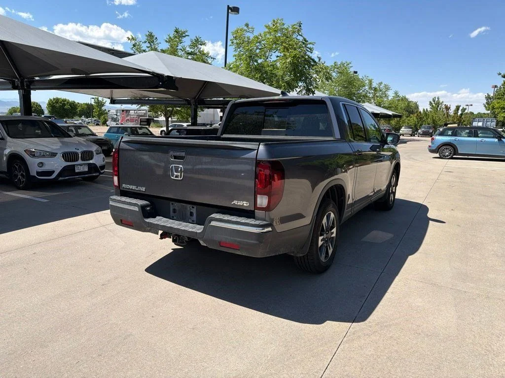 Used 2019 Gray Honda RTL image 5