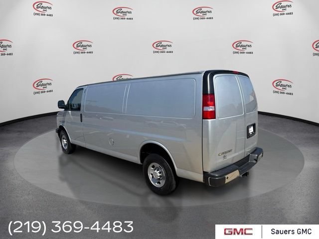 2024 Chevrolet Express Cargo Work Van - Photo 4