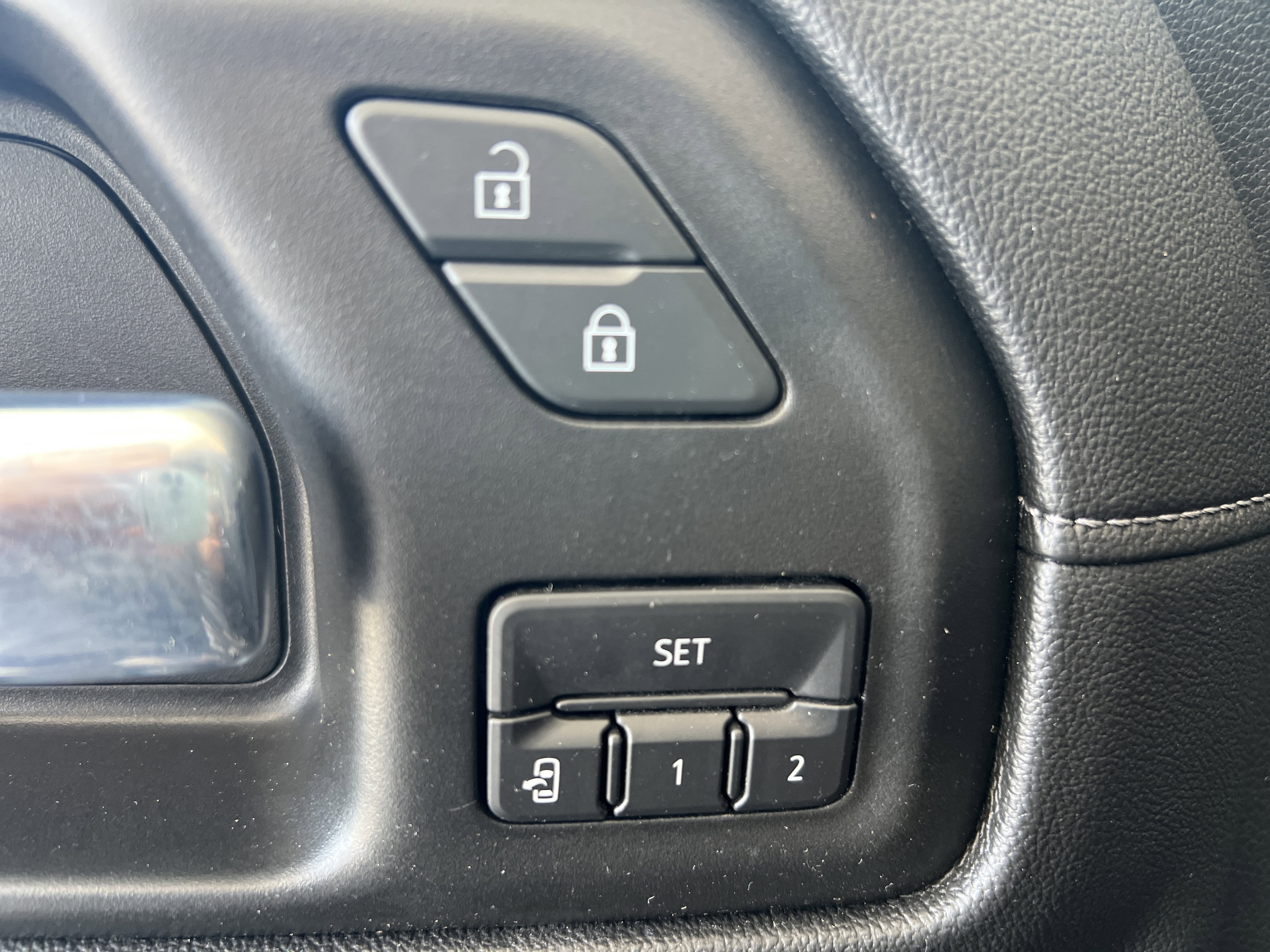 Used 2020 Havana Brown Metallic Chevrolet High Country image 18