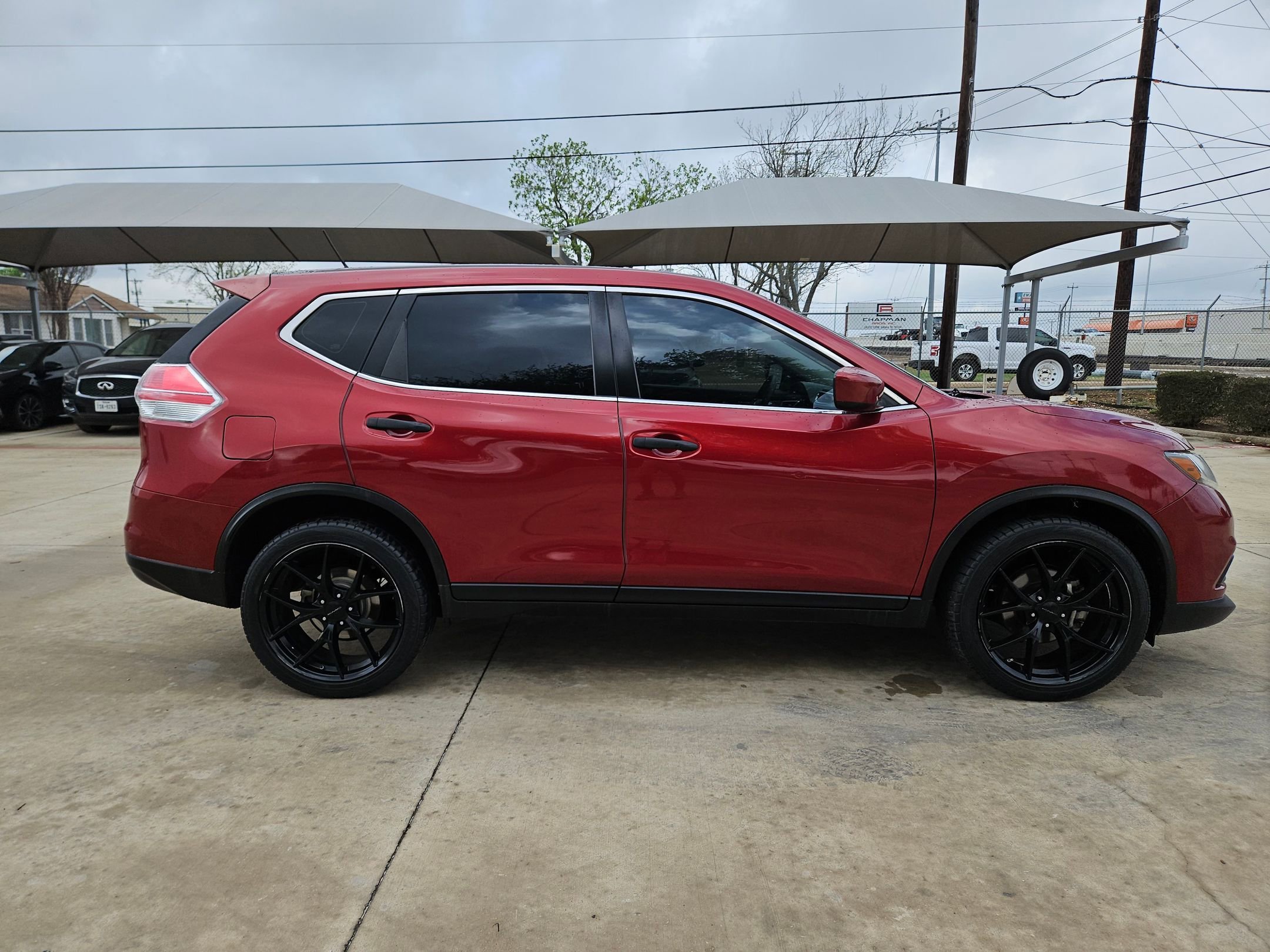 Used 2016 Nissan Rogue S with VIN KNMAT2MT8GP638574 for sale in Selma, TX