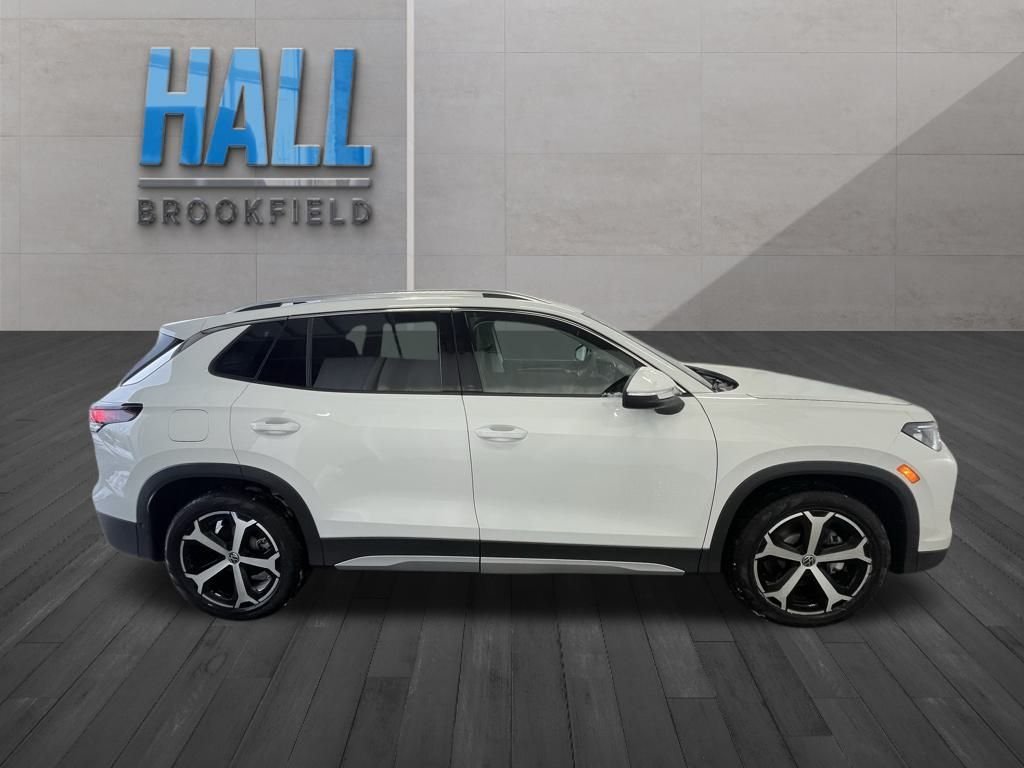 New 2026 White/off-white Volkswagen 2.0T SE image 6