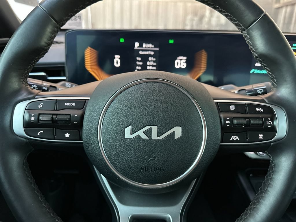 2025 Kia K5 GT-Line - Photo 25
