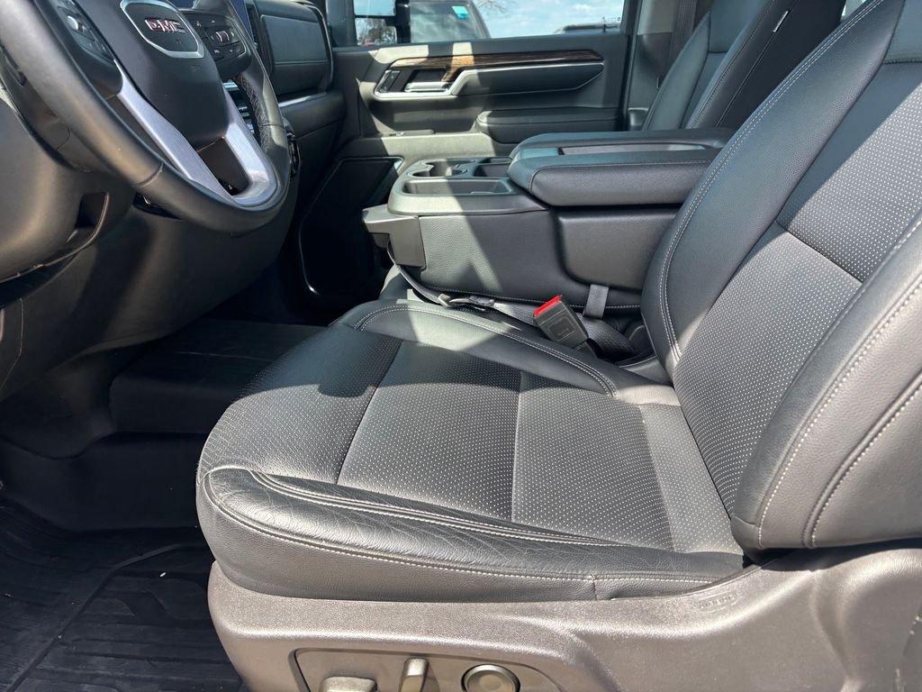2024 GMC Sierra 3500HD SLE - Photo 8