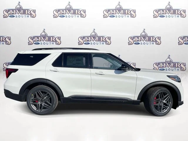 New 2026 White Ford ST image 2