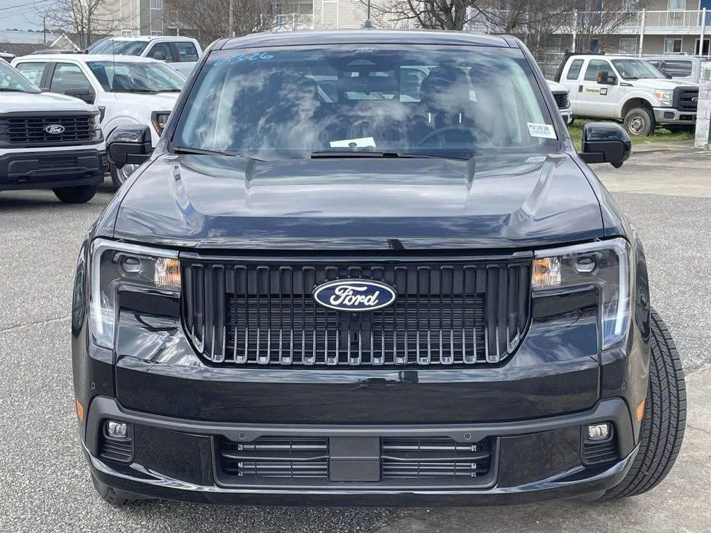 New 2026 Black Ford Lobo High image 8