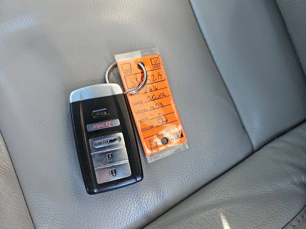 Used 2016  Acura 3.5L image 33