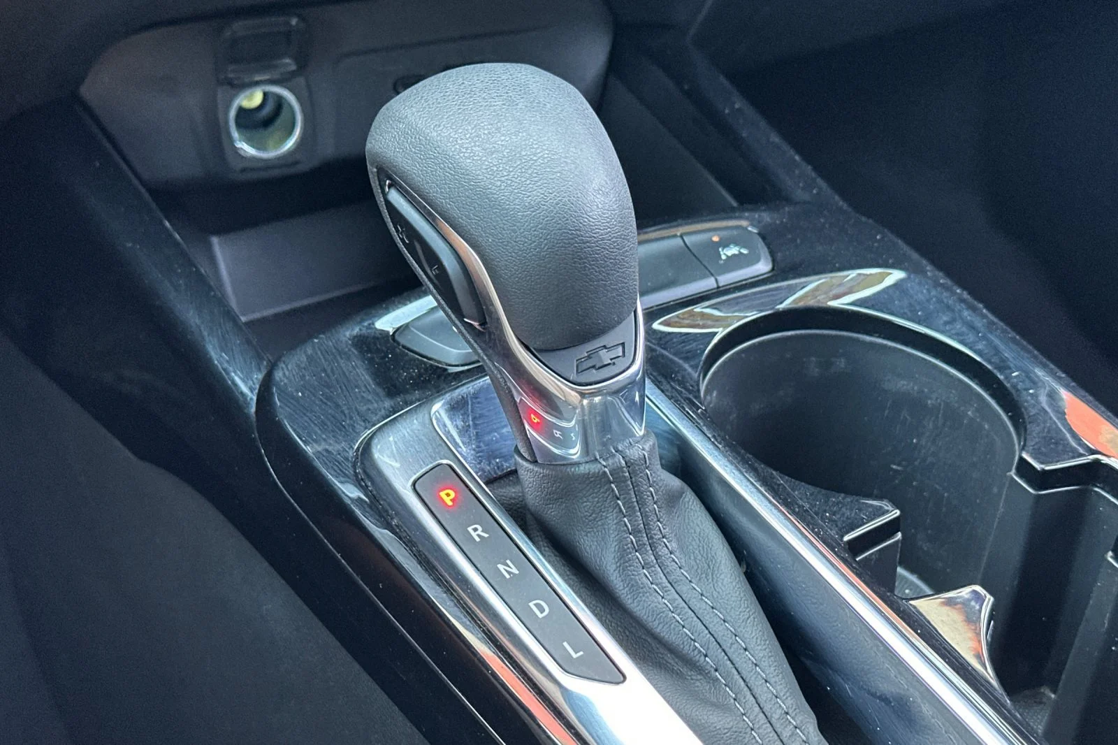 Used 2025 Gray Chevrolet LT image 21