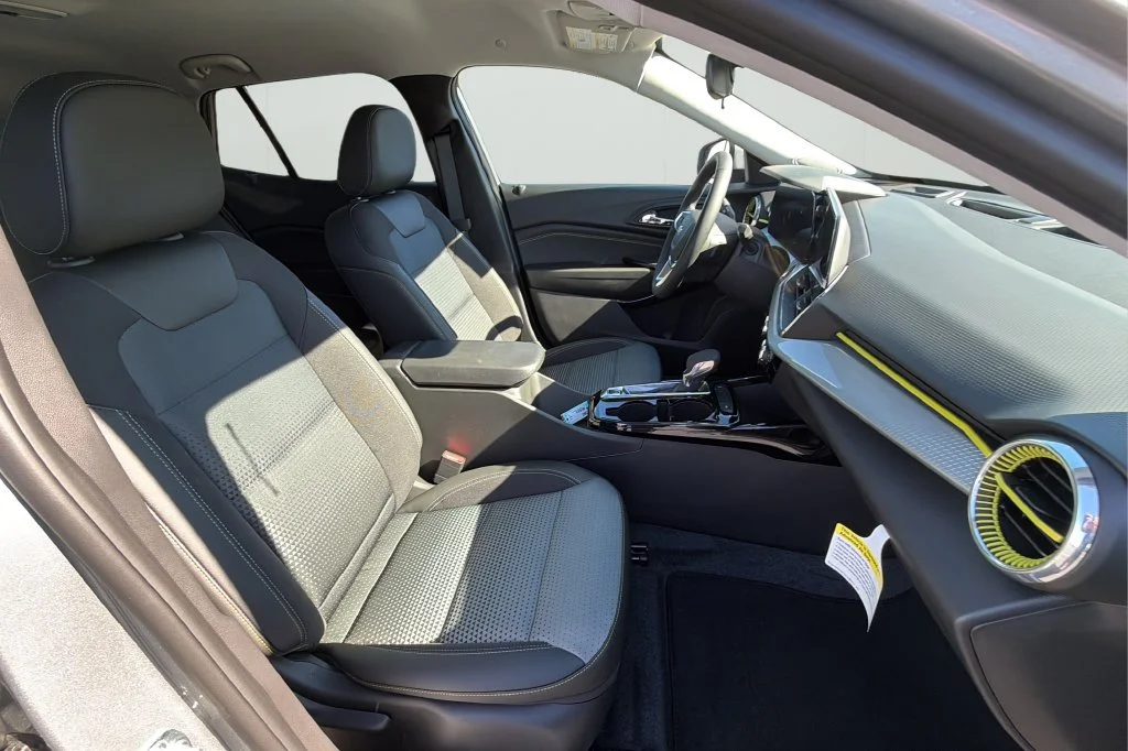 New 2026 Sterling Gray Metallic Chevrolet LT image 15