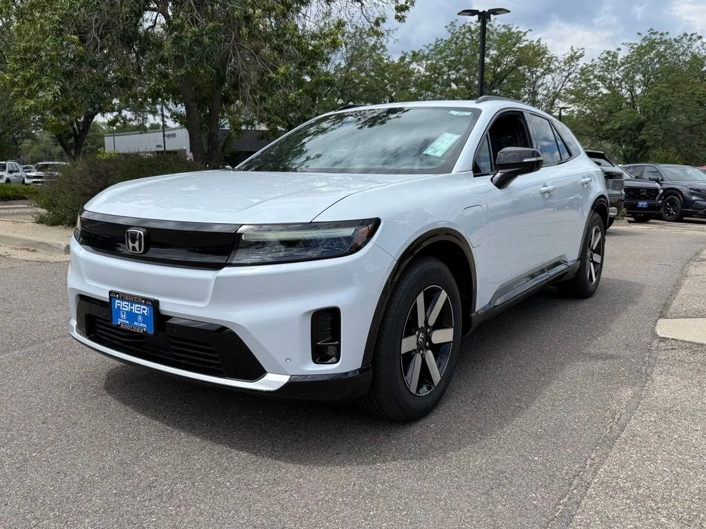 New 2026 Frostline White Pearl Honda Touring image 9