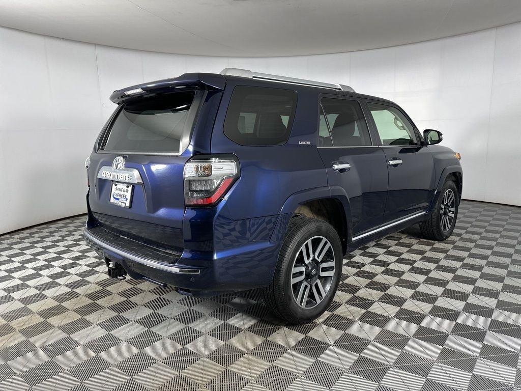Used 2022 Nautical Blue Metallic Toyota Limited image 7
