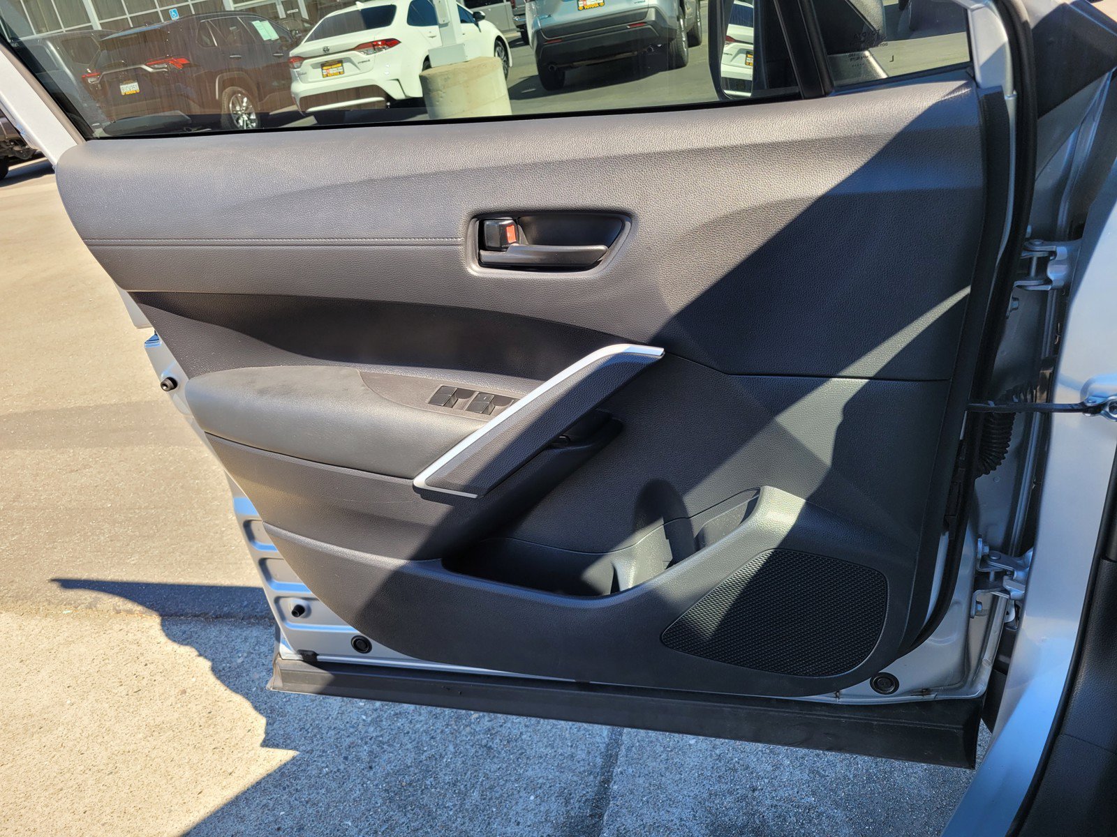 Used 2025 Silver Toyota  image 27