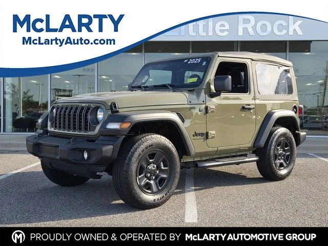2025 Jeep Wrangler Sport's photo