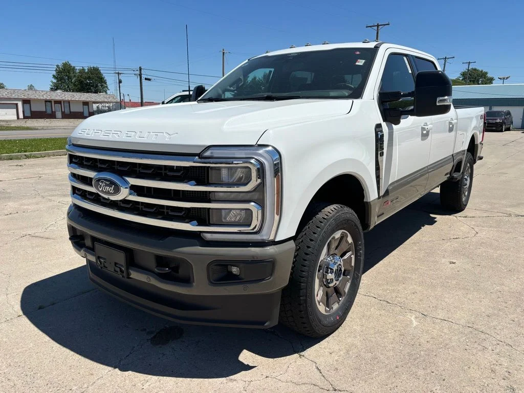 New 2026 Star White Metallic Tri-Coat Ford F-250® King Ranch® image 2