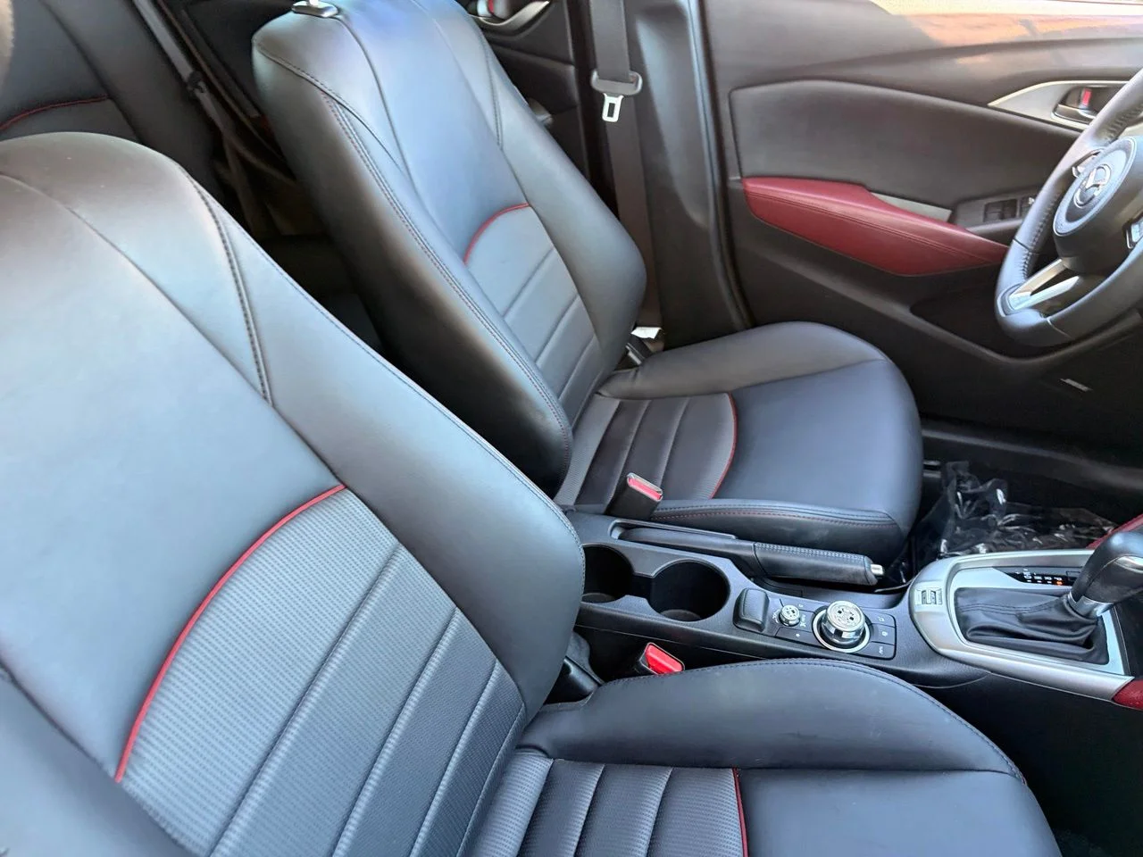 Used 2018 Deep Crystal Blue Mica Mazda Touring image 10
