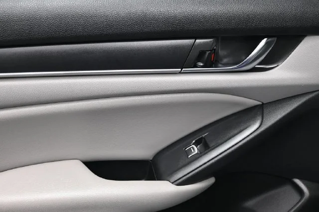 Used 2019 Blue Honda EX image 13