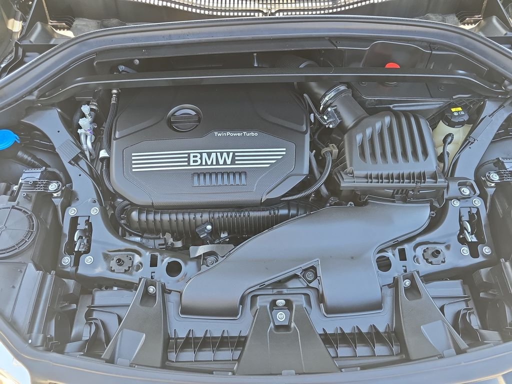 Used 2021 Black BMW sDrive28i image 35