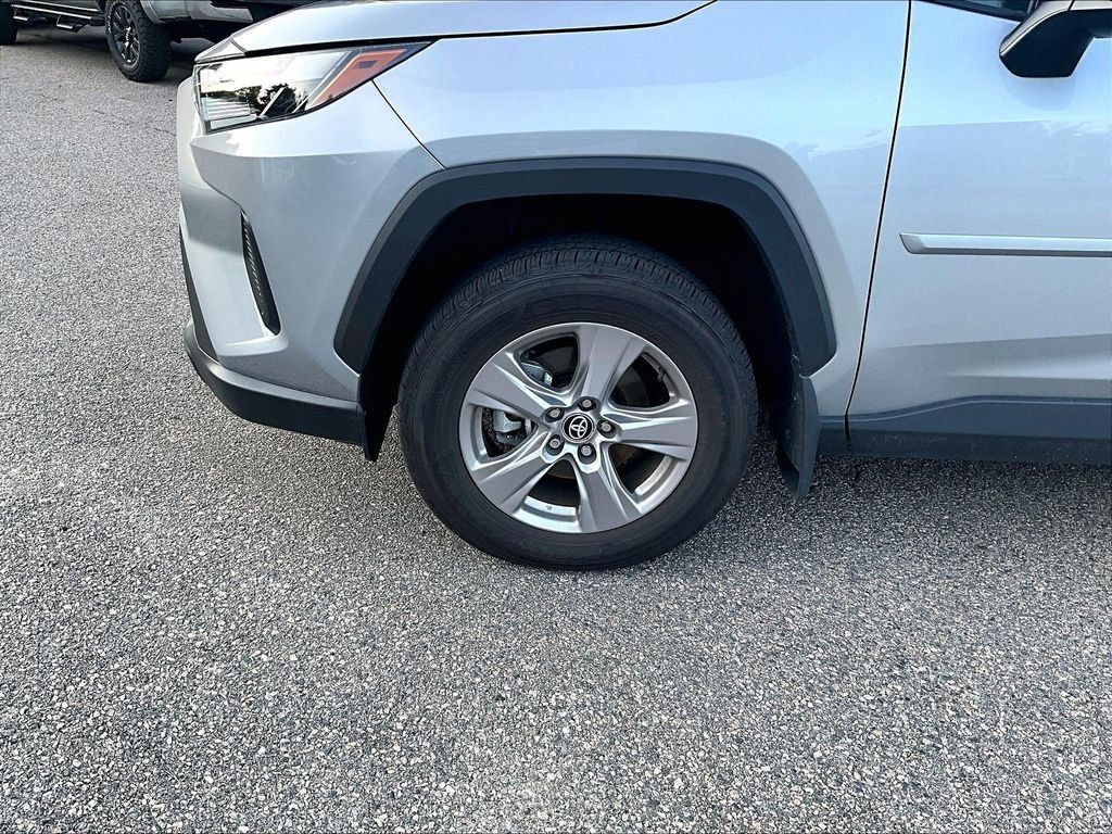 Used 2025 Silver Toyota XLE image 7