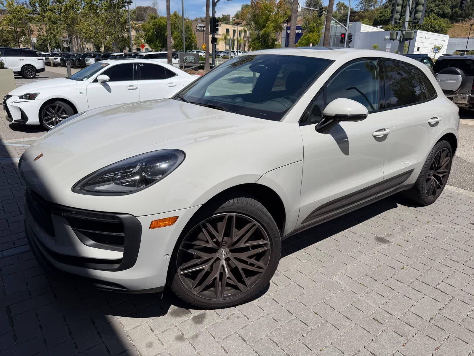 2022 Porsche Macan