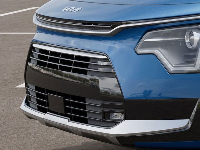 2025 Kia Niro EX Touring - Photo 12