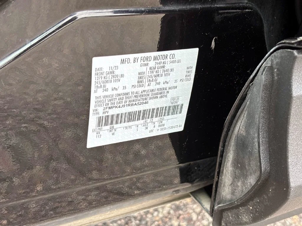 Used 2024 Black Ford SEL image 30