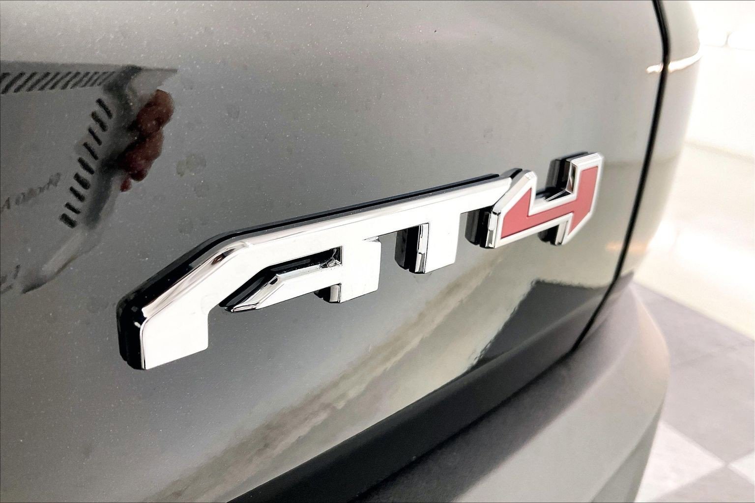 2026 GMC Acadia AT4 - Photo 17