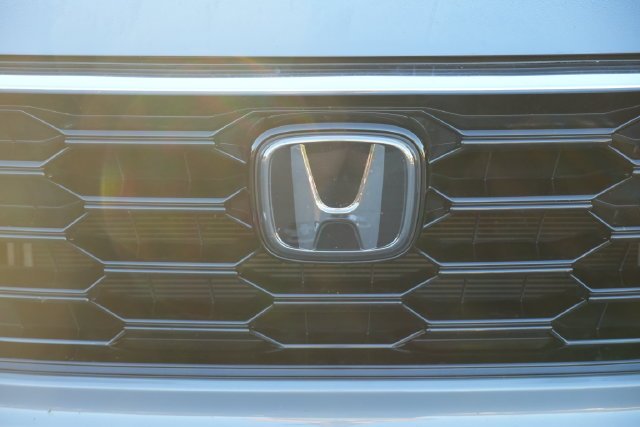 Used 2025  Honda EX image 6