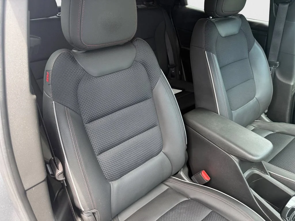 Used 2023 STERLING GRAY METALLIC Chevrolet RS image 25